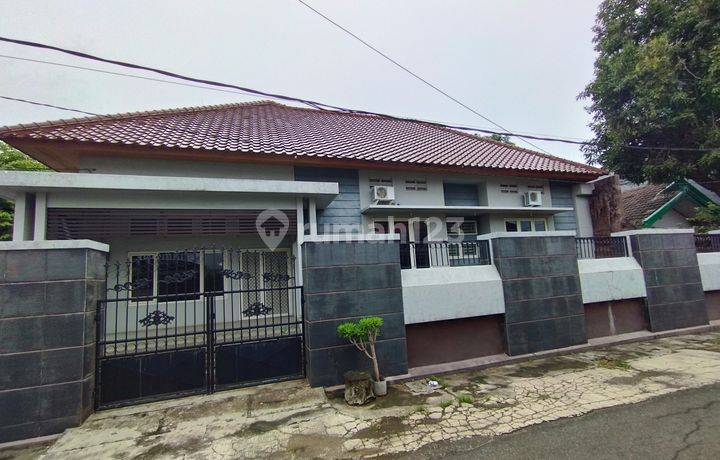 Jeffry - Rumah hook siap huni pusat kota Pasuruan di perumahan Pondok Sejati Indah