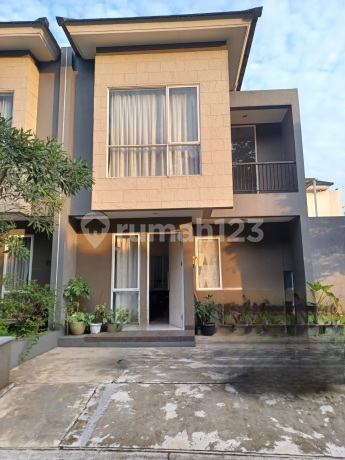 Rumah Bagus Cluster The Groove Serpong Jaya Tangerang Selatan