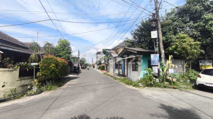 5 Menit Kantor Kecamatan Ciomas, Kapling Strategis Di Perumahan Goodyear