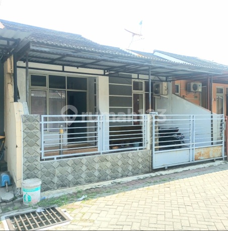 Rumah Jual 2 Lantai Graha Timur Tengah Kota