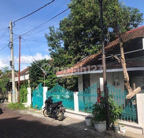 Tanah 180 M2 di Komplek Perumahan Kuta Permai, Kuta