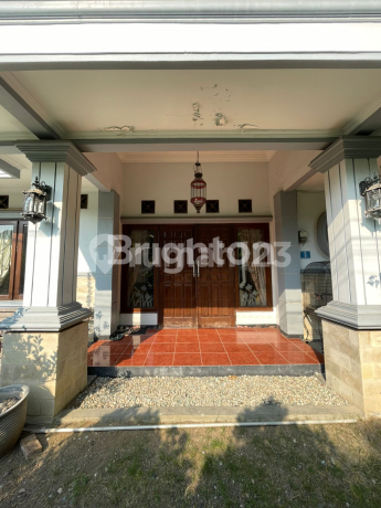 RUMAH BANGUNAN KOKOH LOKASI STRATEGIS DALAM KOMPLEK WIYUNG BRANTAS PERMAI SURABAYA RUMAH BANGUNAN KOKOH LOKASI STRATEGIS DALAM KOMPLEK WIYUNG BRANTAS PERMAI SURABAYA