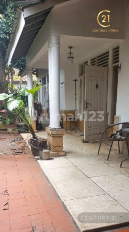 Dijual Rumah Besar Strategis di Hook di Komp Deplu Pondok Aren