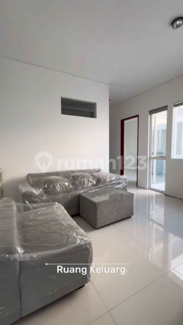 Forest Mansion House Near Greenlake, Near UC Campus, Near UNESA Lidah Campus. Forest Mansion House Near Greenlake, Near UC Campus, Near UNESA Lidah Campus.