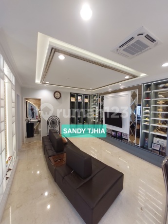 Golf Island Pik House Size 10x15