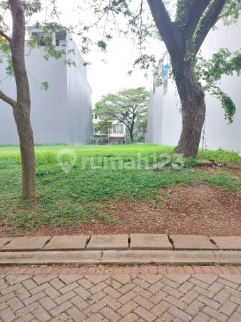 Pik Ebony Golf Land Plot