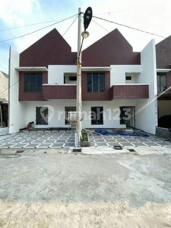 Djjual Rumah Baru 2 Lantai Dalam Cluster di Sawangan. Dekat Gerbang Tol