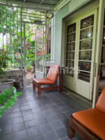 For Sale Old House Requires Total Renovation. Menteng Area Central Jakarta.