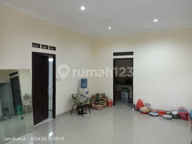 Rumah Cantik Siap Huni Dijual Cash Bebas Banjir Dekat Stasiun Mrt Dan Kampus Uin Di Pondok Ranji Ciputat Timur Rumah Cantik Siap Huni Dijual Cash Bebas Banjir Dekat Stasiun Mrt Dan Kampus Uin Di Pondok Ranji Ciputat Timur