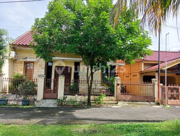 Rumah 1,5 Lantai Dijual Strategis Dekat Stasiun MRT Lebak Bulus di Komplek Pertamina Pondok Ranji Ciputat Timur Tangerang Selatan