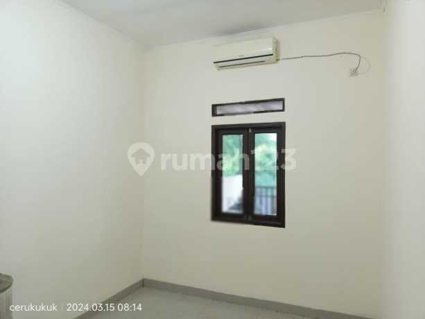 Rumah Siap Huni Dijual Murah Bebas Banjir Dekat Pelaza Bintaro Di Perumahan Nuri Bintaro Di Pondok Ranji Tangerang Selatan Rumah Siap Huni Dijual Murah Bebas Banjir Dekat Pelaza Bintaro Di Perumahan Nuri Bintaro Di Pondok Ranji Tangerang Selatan