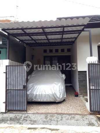 Di Nuri Bintaro Dijual Murah Rumah 3 Kamar Tidur SHM Strategis Bebas Banjir Dekat Pintu Tol Bintaro dan Stasiun Jurang Mangu di Pondok Ranji Ciputat Timur Tangerang Selatan Di Nuri Bintaro Dijual Murah Rumah 3 Kamar Tidur SHM Strategis Bebas Banjir Dekat Pintu Tol Bintaro dan Stasiun Jurang Mangu di Pondok Ranji Ciputat Timur Tangerang Selatan