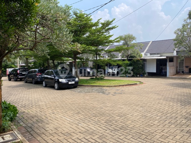 Rumah Dalam Komplek Gardens At Candi Sawangan