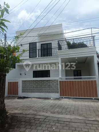 Murah Rumah Baru One Gate Dekat Kampus Undiknas Gun