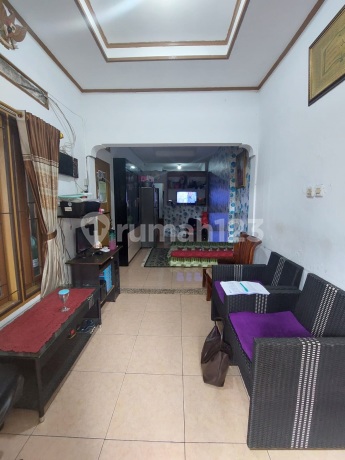 For Sale Well-Maintained Clean House in Cibolerang Indah