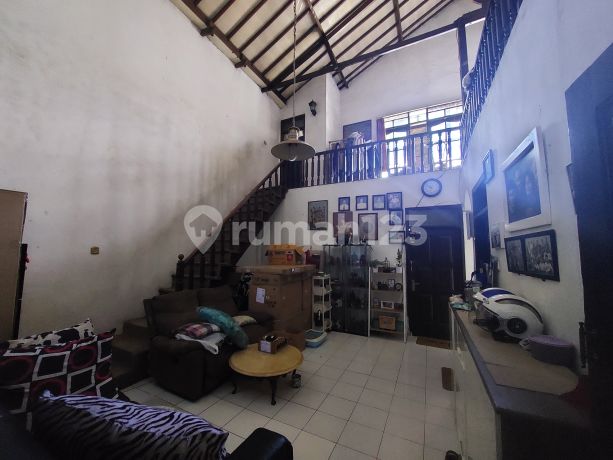 House in a Strategic Location with a Comfortable Environment in Cibolerang Indah House in a Strategic Location with a Comfortable Environment in Cibolerang Indah