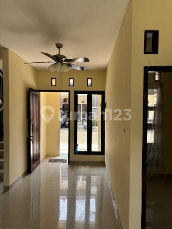 Rumah Baru, 2 Lantai di Bukit Bintaro Residence