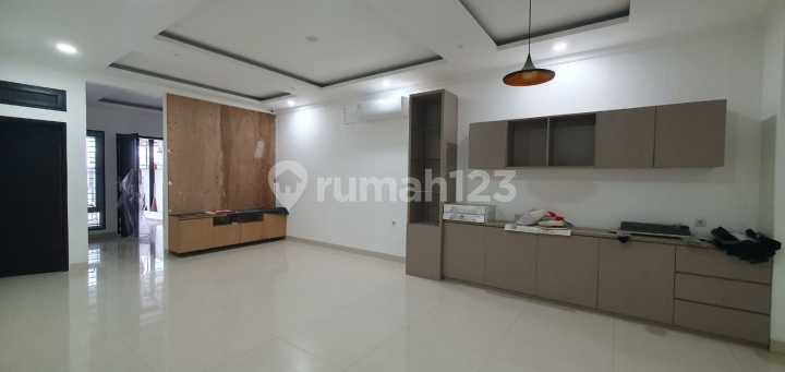 Rumah Walet Elok Ukuran 7X17, 3 Kamar Semi Furnish Rumah Walet Elok Ukuran 7X17, 3 Kamar Semi Furnish