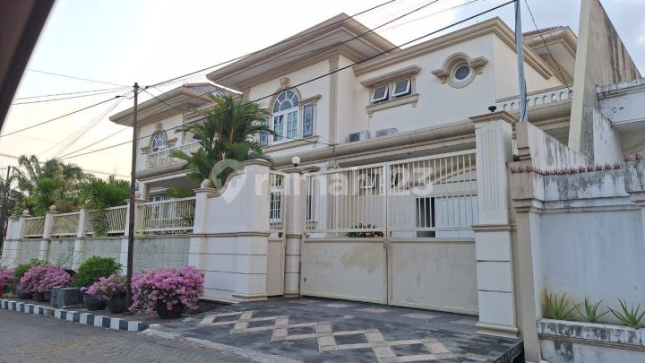 House for Sale Bintang Diponggo Pakis Sawahan South Surabaya; Luxurious Ready to Live In Suitable for Family House for Sale Bintang Diponggo Pakis Sawahan South Surabaya; Luxurious Ready to Live In Suitable for Family