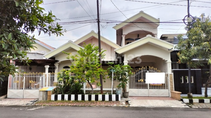 Pagesangan Wisma House, South Surabaya, 165 Square Meters, Near Toll Road Pagesangan Wisma House, South Surabaya, 165 Square Meters, Near Toll Road