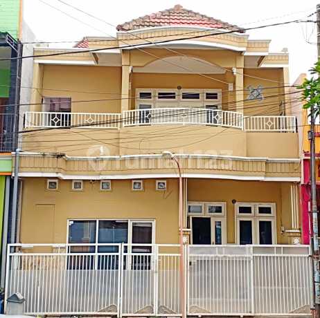 Rumah Siap Huni Gkb Gresik Bangunan 2 LT Strategis Full Furnish