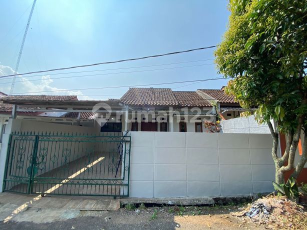 turun lagi harga Rumah Genting Puri Baros Kota Sukabumi Siap Huni turun lagi harga Rumah Genting Puri Baros Kota Sukabumi Siap Huni
