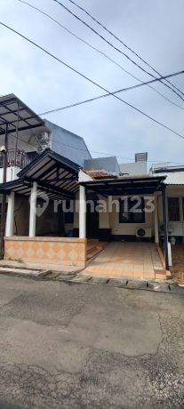 Rumah 2 Lantai Semi Furnished Lippo Karawaci Dekat Siloam Uph SHM