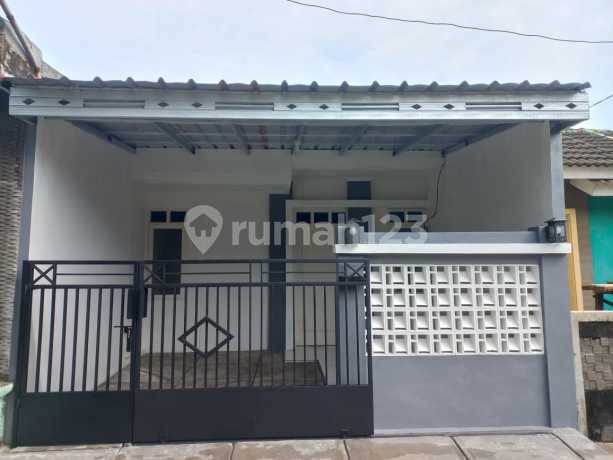 DIJUAL RUMAH SIAP HUNI – Cluster Citrine, Bekasi Timur Regency  