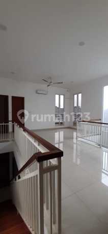 Rumah Dekat Tol Bintaro - Tangerang Selatan