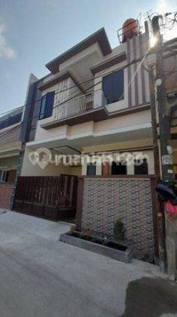 Di jual Rugi 2 lantai Poris indah luas 7 x 11m2 Kamar Tidur 4 Bangunan 2 Lantai Siap Huni Di jual Rugi 2 lantai Poris indah luas 7 x 11m2 Kamar Tidur 4 Bangunan 2 Lantai Siap Huni