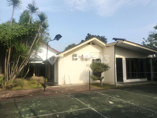 Rumah Mewah Terawat Siap Huni bisa Kantor Akses Borr Sholeh Iskandar