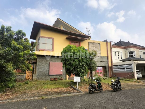 Rumah Mewah Murah Strategis Kemang Pratama Regency Akses Tol Mbz
