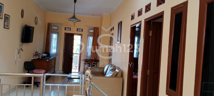 Siap Huni, Rumah, 2 Lantai, SHM, Bebas Banjir di Taman Kopo Asri Bandung Siap Huni, Rumah, 2 Lantai, SHM, Bebas Banjir di Taman Kopo Asri Bandung