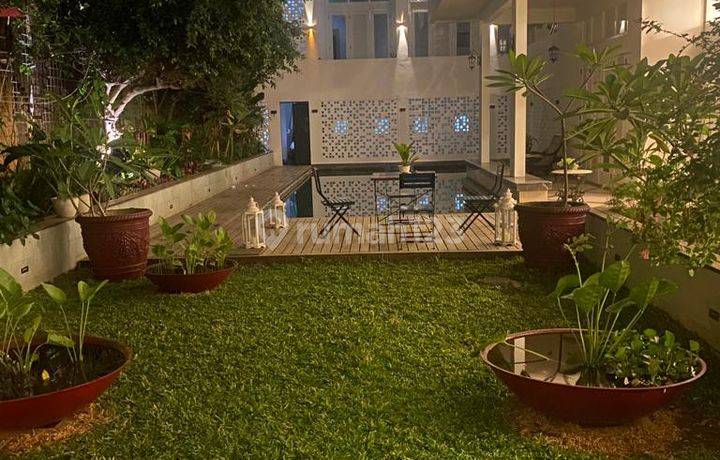 Rumah Mewah Ada Kolam Renang Di Kemanggisan Kijang Kencana