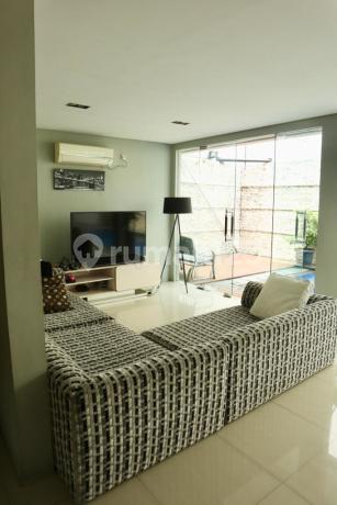 Rumah Mewah Siap Huni dengan Lingkungan Asri dan Nyaman @Villa Cendana