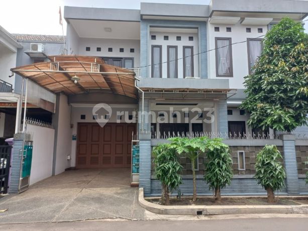 Rumah Mewah Siap Huni dengan Kondisi Terawat Baik @Villa Mutiara, Ciputat