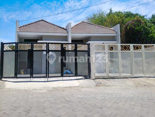 Rumah Dijual Baru 1 Lantai Graha Gunung Anyar Surabaya 800 Jutaan LT 100 3Kt SHM Material Modern Dekat Merr Rev.a270 Rumah Dijual Baru 1 Lantai Graha Gunung Anyar Surabaya 800 Jutaan LT 100 3Kt SHM Material Modern Dekat Merr Rev.a270