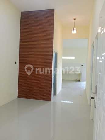 Rumah Baru Gress Puri Indah Lestari Sidoarjo Siap Huni