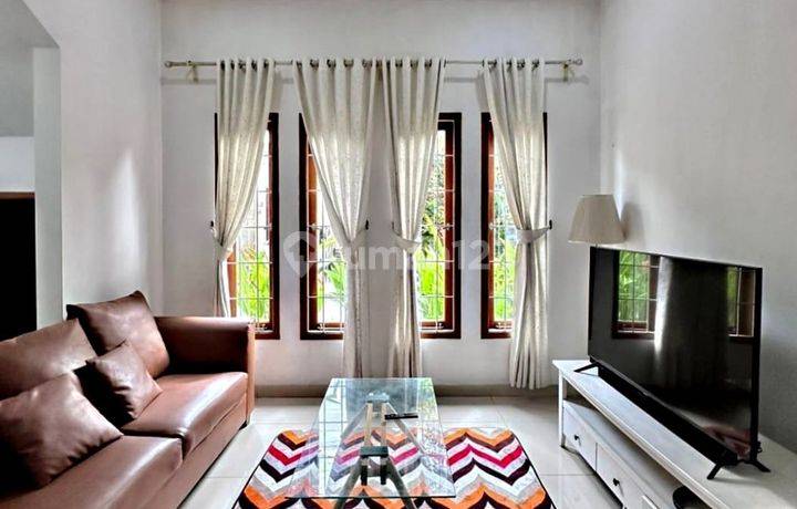 Rumah Mewah Townhouse, Kebagusan, Jakarta Selatan