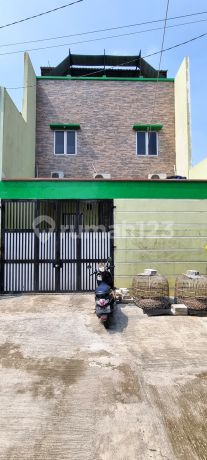 Rumah 3 Lantai Taman Anyelir Cikokol Tangerang Rumah 3 Lantai Taman Anyelir Cikokol Tangerang