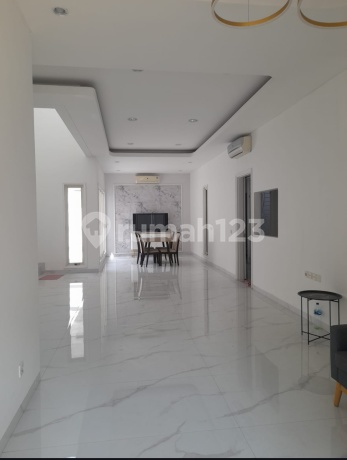 Grisea, Rumah Sudah Renov di Spring, Gading Serpong, Dekat Danau, Sudah Renov