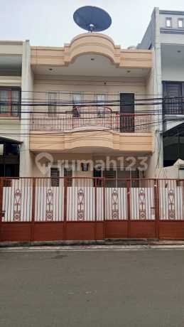 Rumah 2Lantai Siap Huni