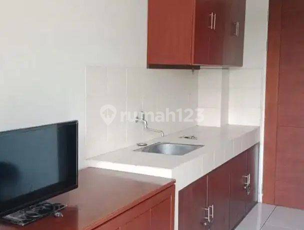 APARTEMENT BAGUS SIAP HUNI LOKASI STRATEGIS COSMOPOLIS SURABAYA 