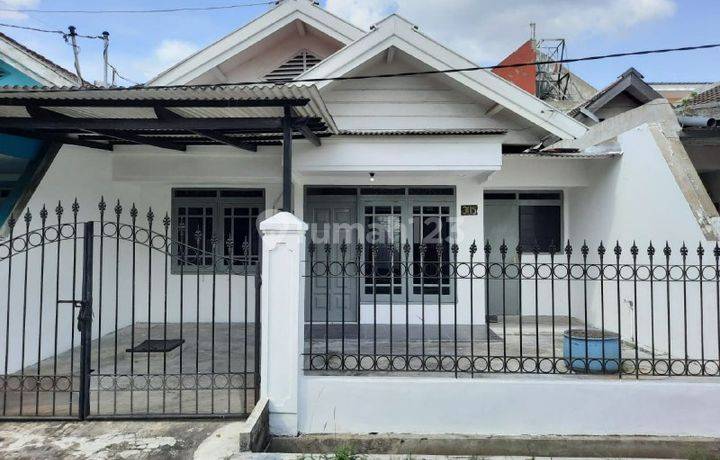Rumah Di Pondok Candra Sidoarjo Bagus Kondisi Terawat Strategis