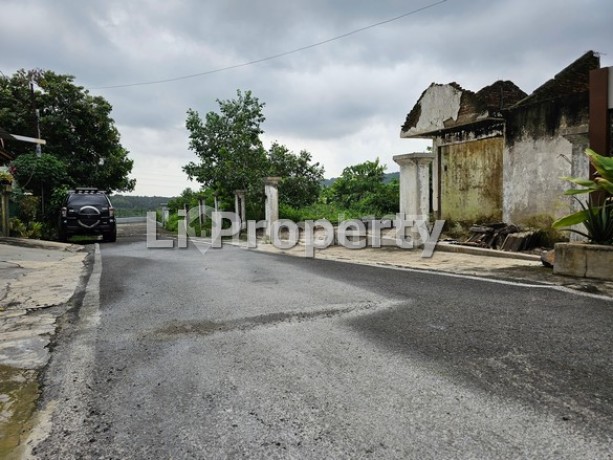 DIJUAL kavling Jangli, dekat Graha Candi Golf, view, 1000m2, Semarang