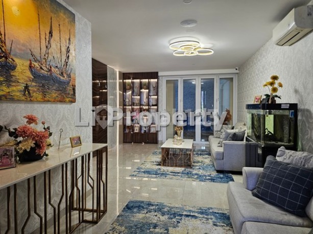 Dijual Rumah Bukit Wahid, Mewah, View Gunung, Swimming Pool, Simongan, Semarang Dijual Rumah Bukit Wahid, Mewah, View Gunung, Swimming Pool, Simongan, Semarang