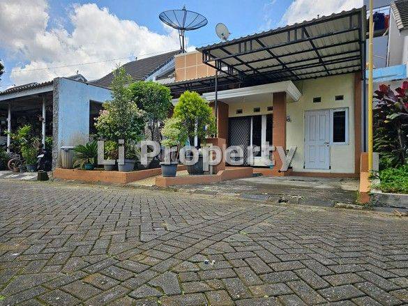 DIJUAL rumah Villa Krista, Ahmad Yani, Tengah Kota, Ungaran, Kabupaten Semarang, Jawa Tengah