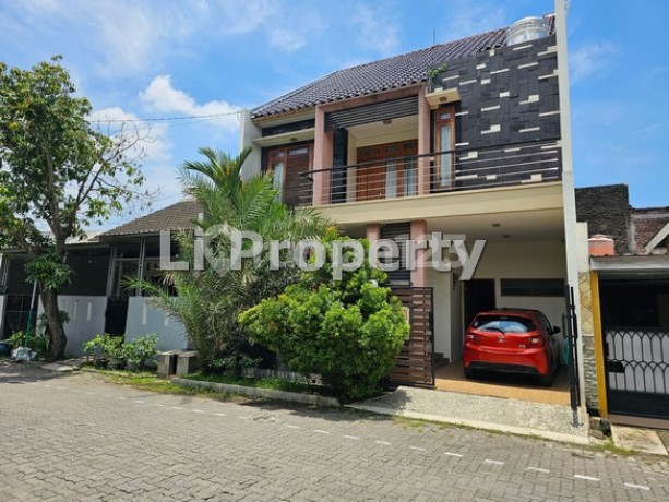 rumah Graha Mukti Utama, Tlogomulyo, Pedurungan, 7 Kamar Tidur, Semarang rumah Graha Mukti Utama, Tlogomulyo, Pedurungan, 7 Kamar Tidur, Semarang