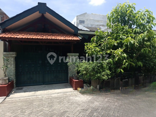 DIJUAL CEPAT RUMAH DI WISMA LIDAH KULON KT