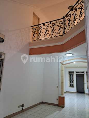 2-Storey House in Lippo Karawaci Tangerang (Ground Floor)